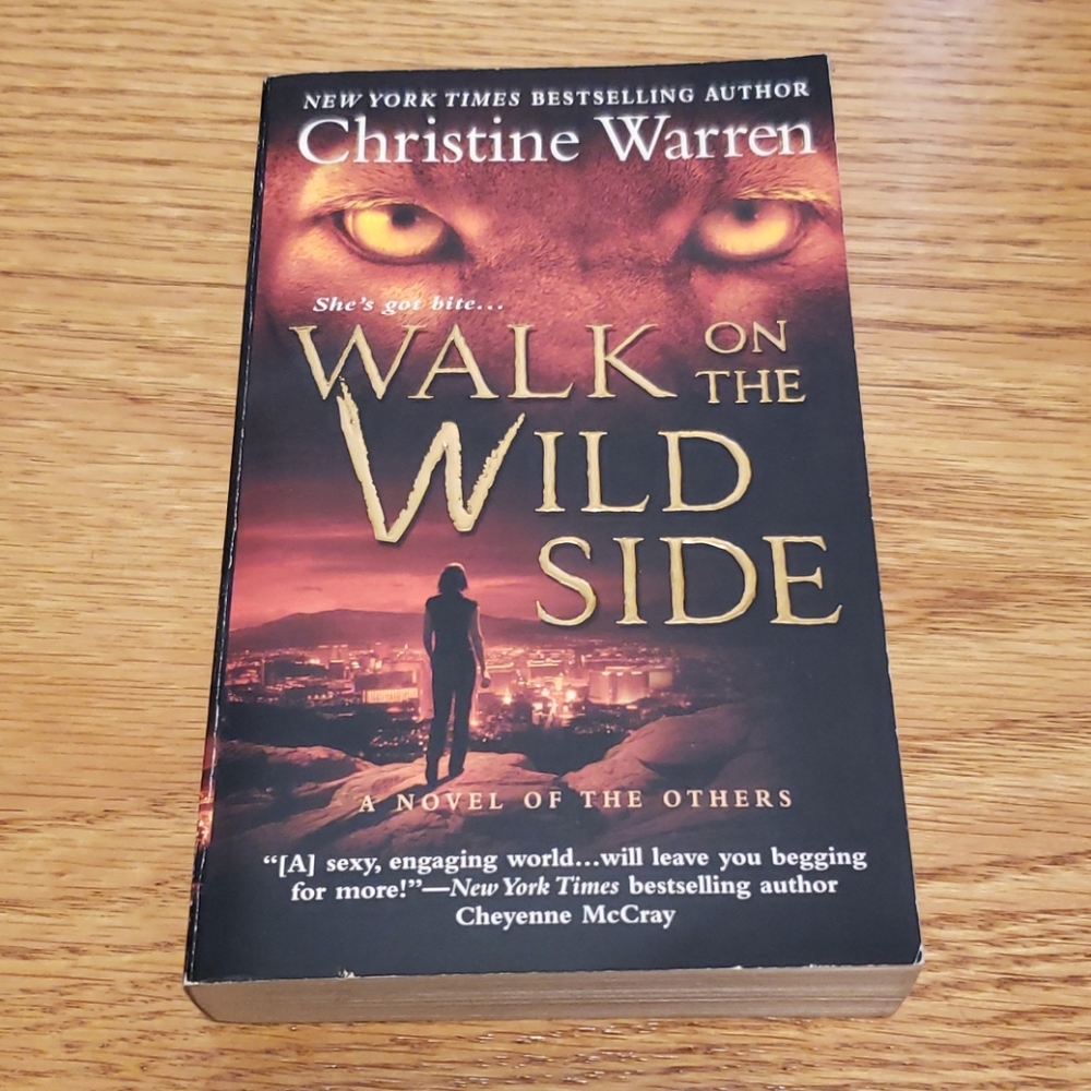 🛍 2/$6 🛍 Walk on the Wild Side By Christine Warren